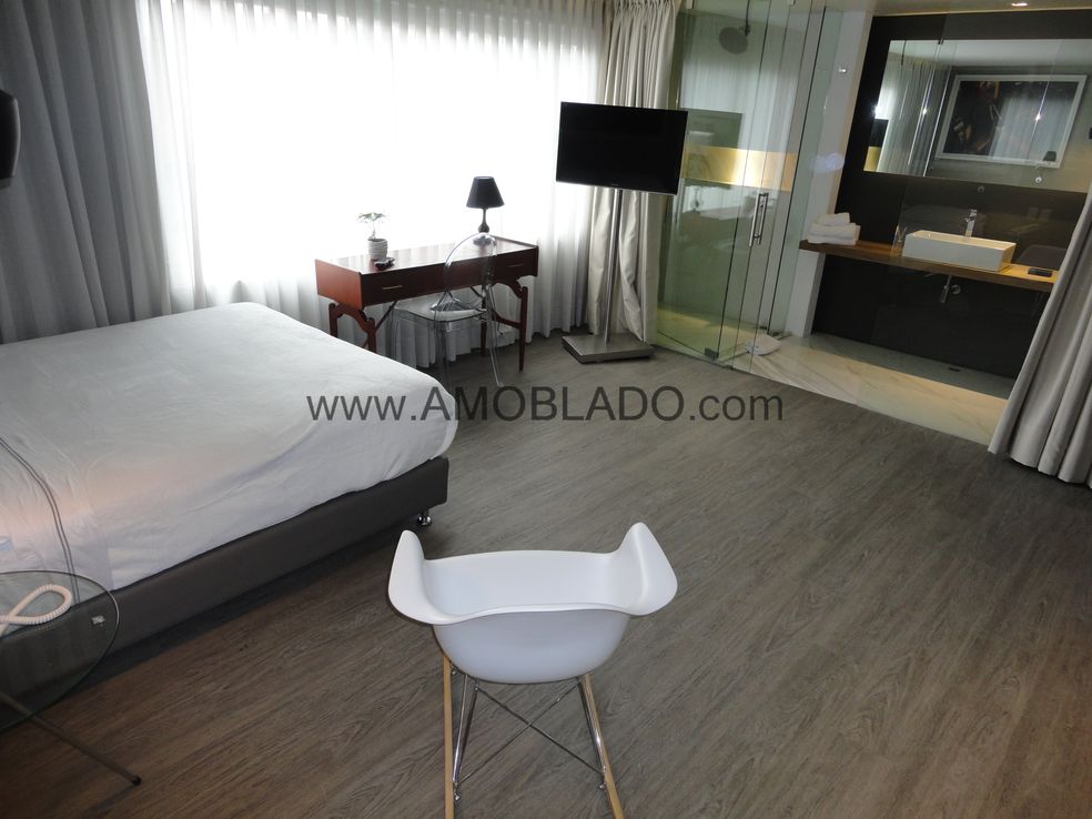 EMAUS – The Grace Hotel