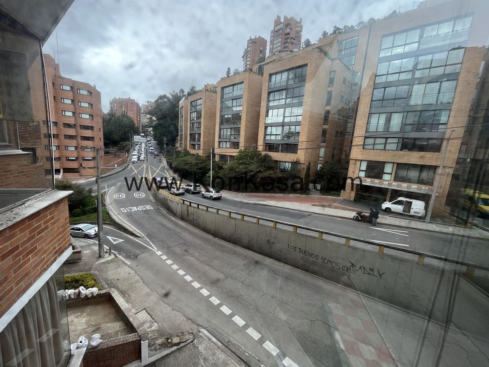 ROSALES – Luz Marina