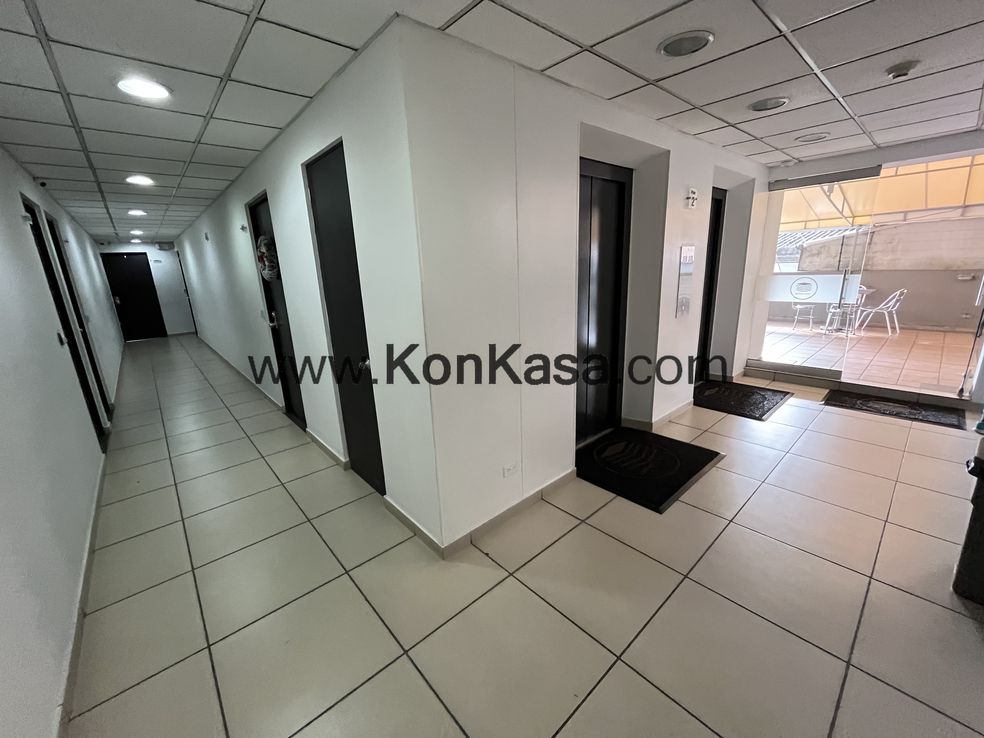 LA CASTELLANA – Business Point (Oficina).  10.38 %  E. A.