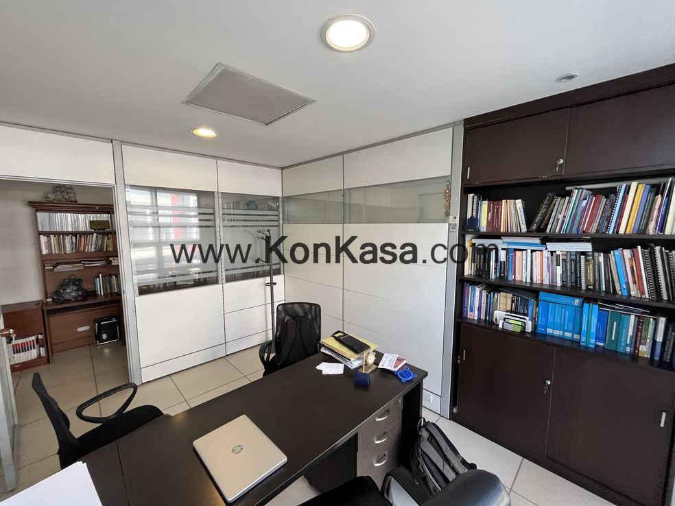 LA CASTELLANA – Business Point (Oficina).  10.38 %  E. A.
