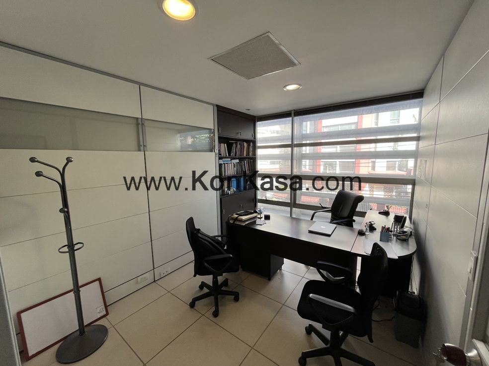 LA CASTELLANA – Business Point (Oficina).  10.38 %  E. A.