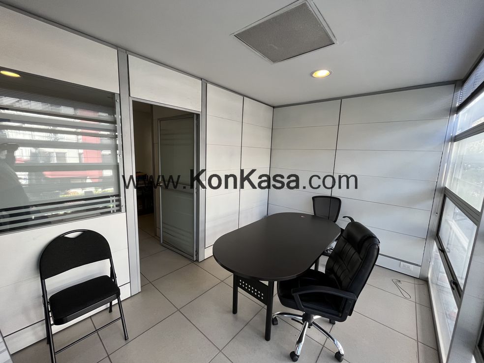 LA CASTELLANA – Business Point (Oficina).  10.38 %  E. A.