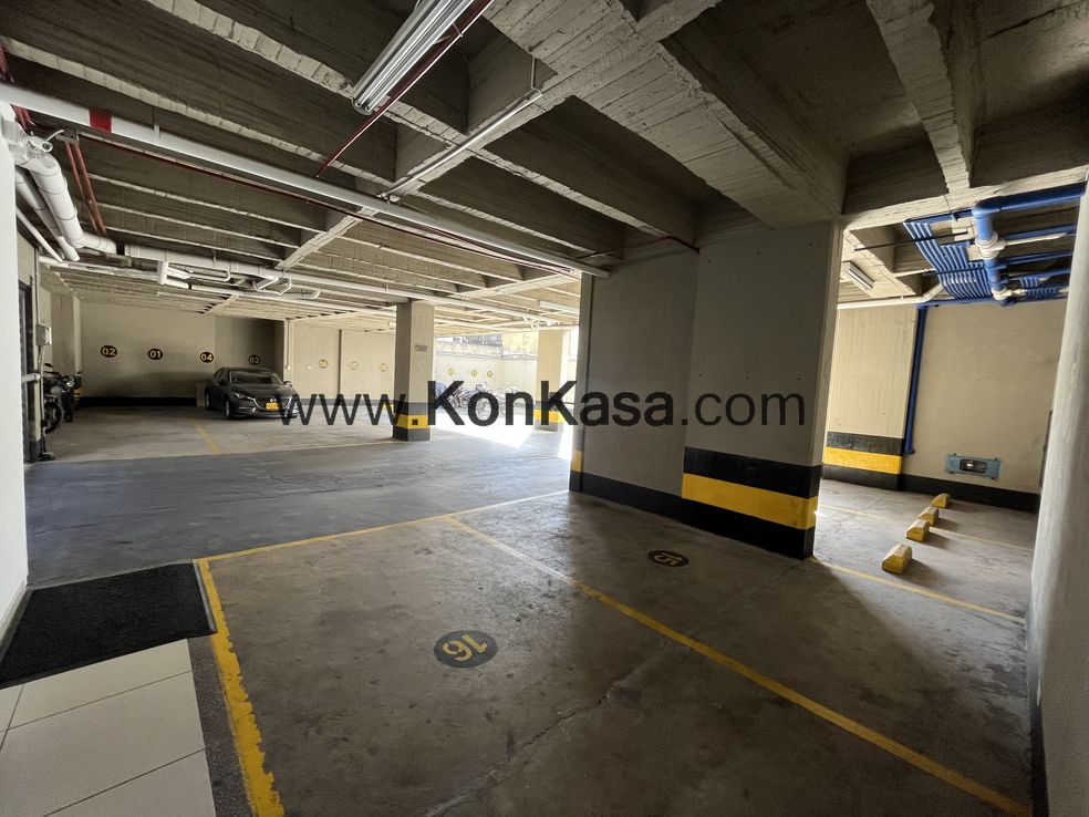 LA CASTELLANA – Business Point (Oficina).  10.38 %  E. A.