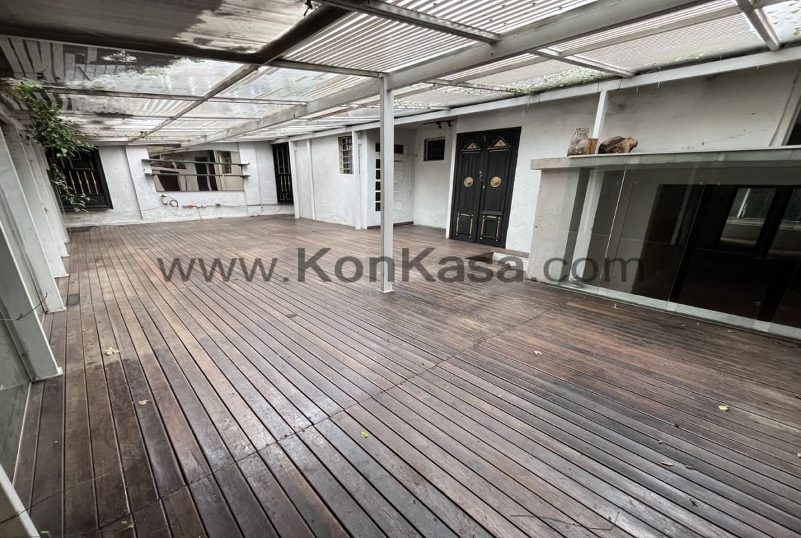 ROSALES ZONA G – Local Comercial Cl. 74