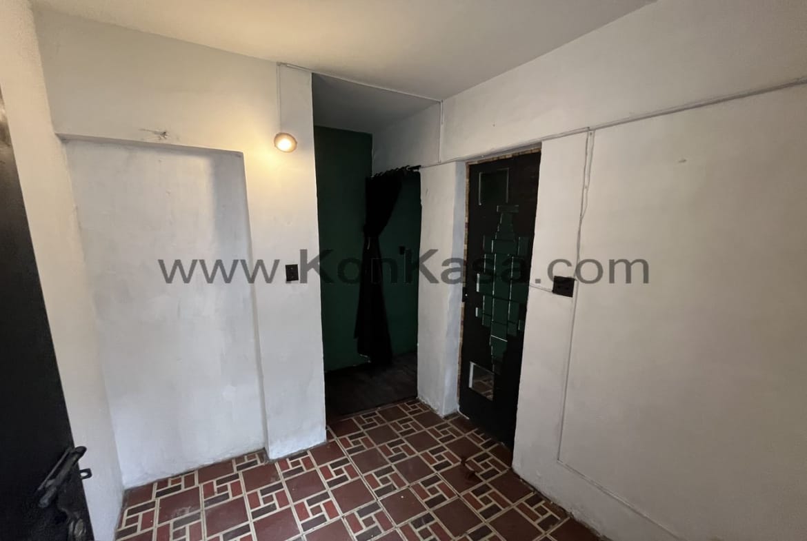 ROSALES ZONA G – Local Comercial Cl. 74