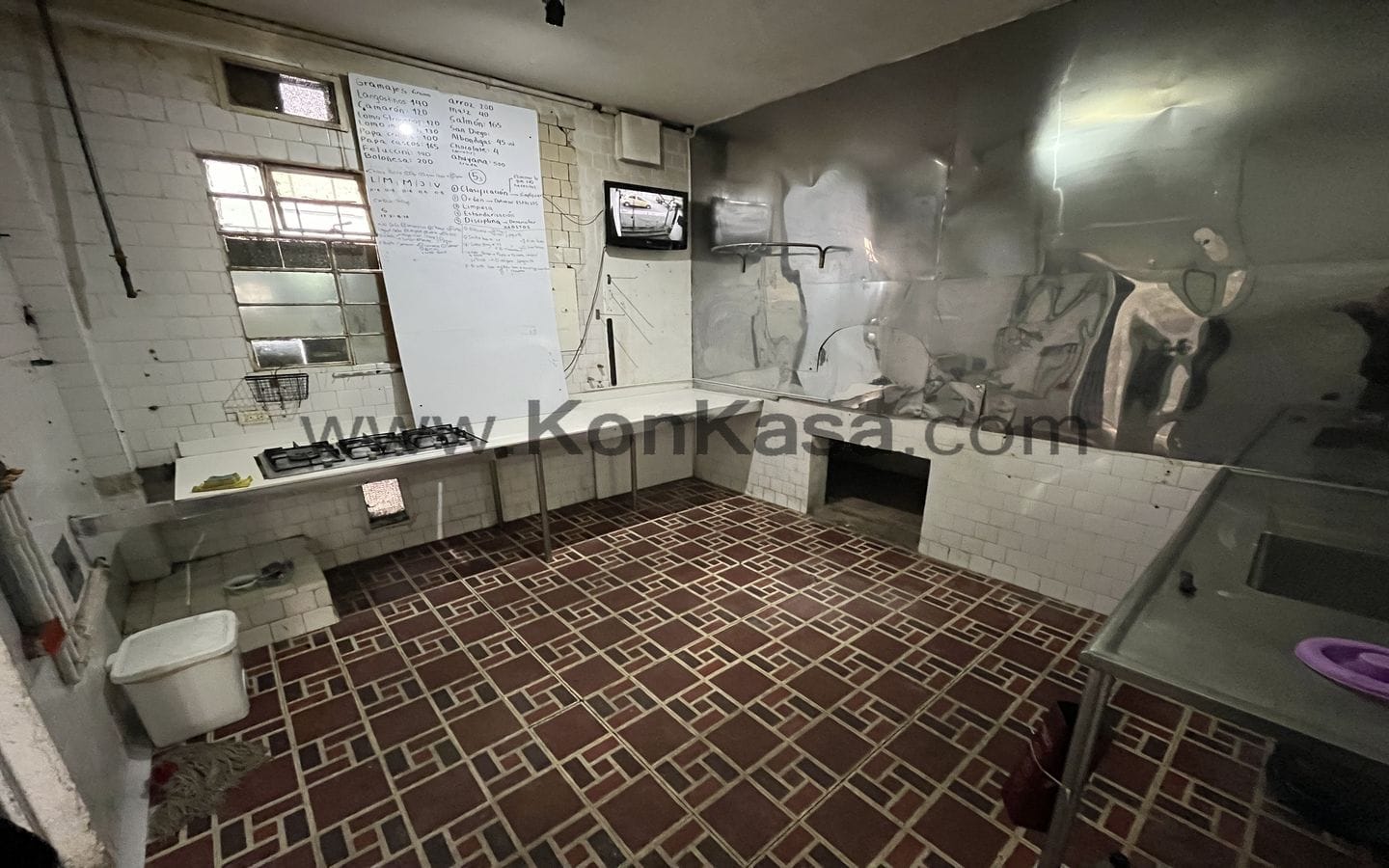 Renta-local-comercial-rosales-bogota-3 ROSALES ZONA G – Local Comercial Cl. 74