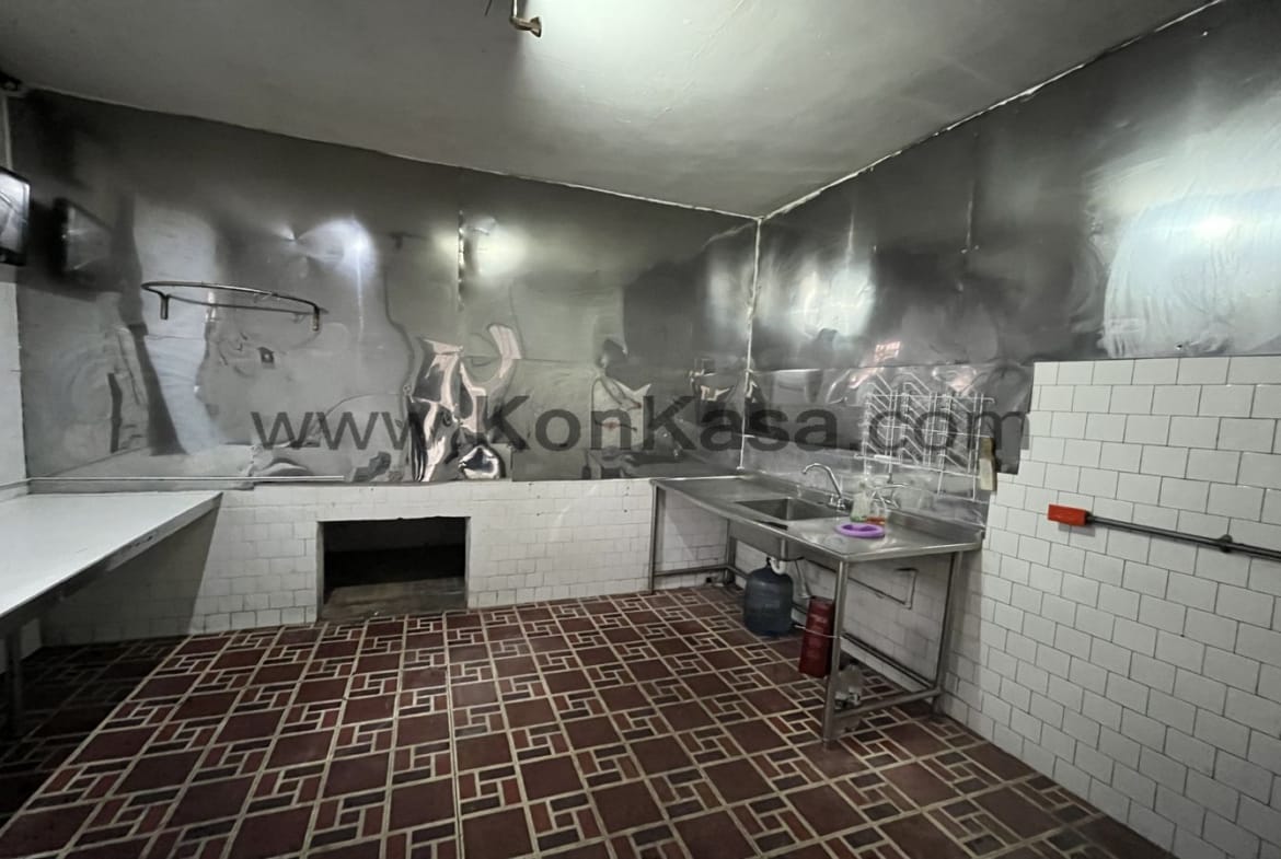 ROSALES ZONA G – Local Comercial Cl. 74