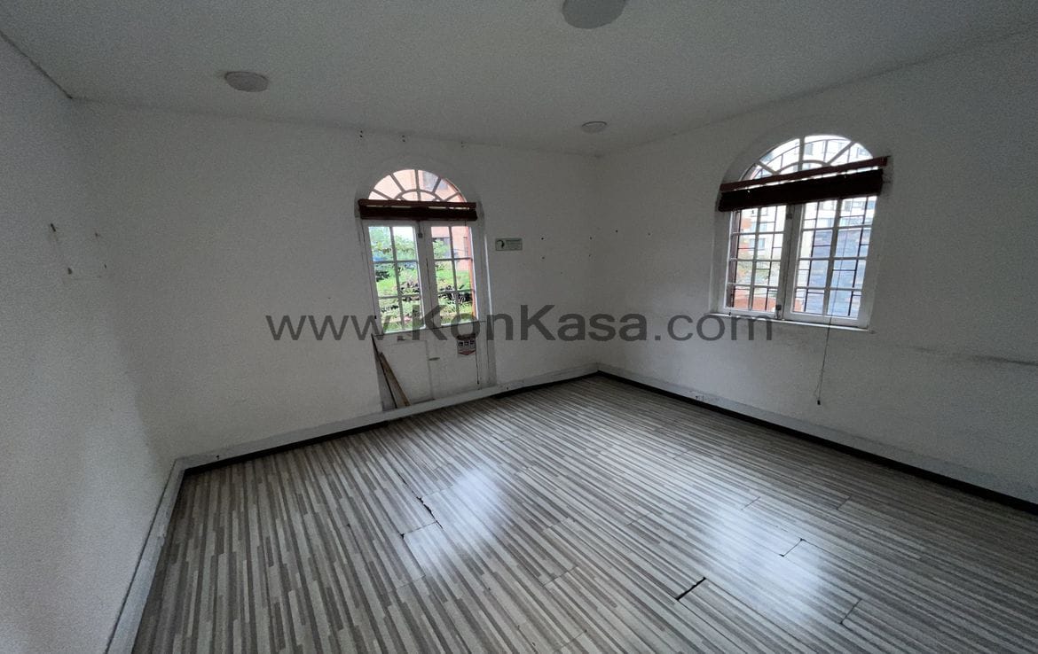 ROSALES ZONA G – Casa Comercial Esquinera