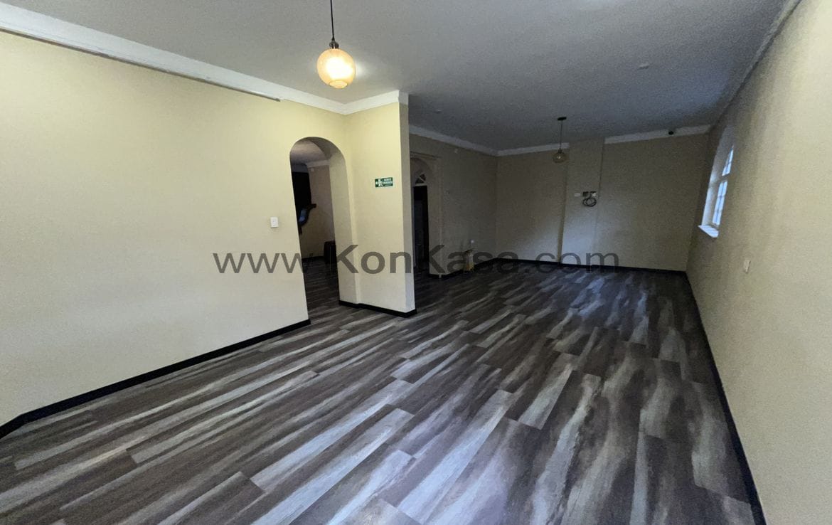 ROSALES ZONA G – Casa Comercial Esquinera