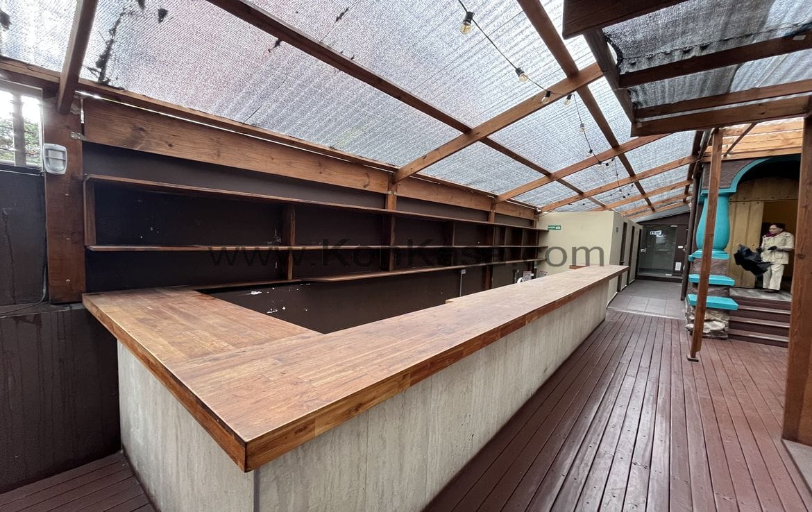 ROSALES ZONA G – Casa Comercial Esquinera