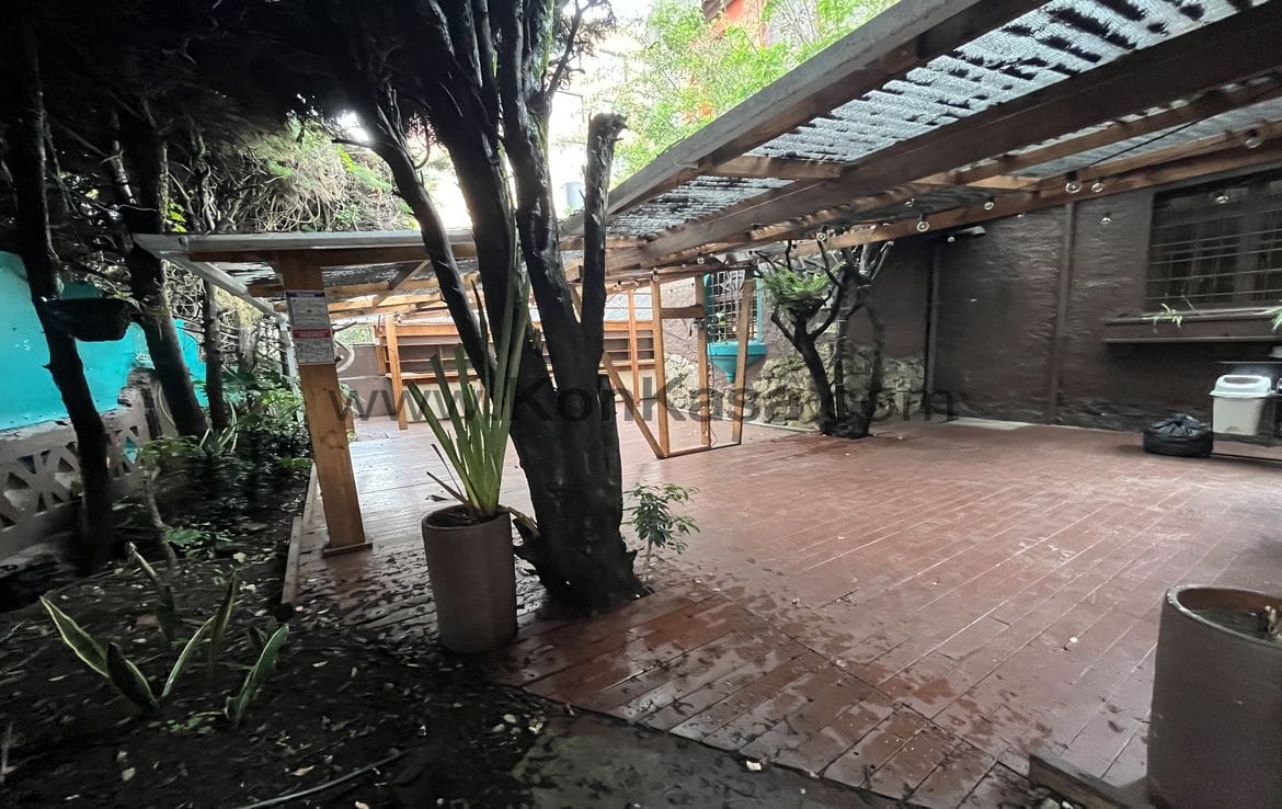 ROSALES ZONA G – Casa Comercial Esquinera