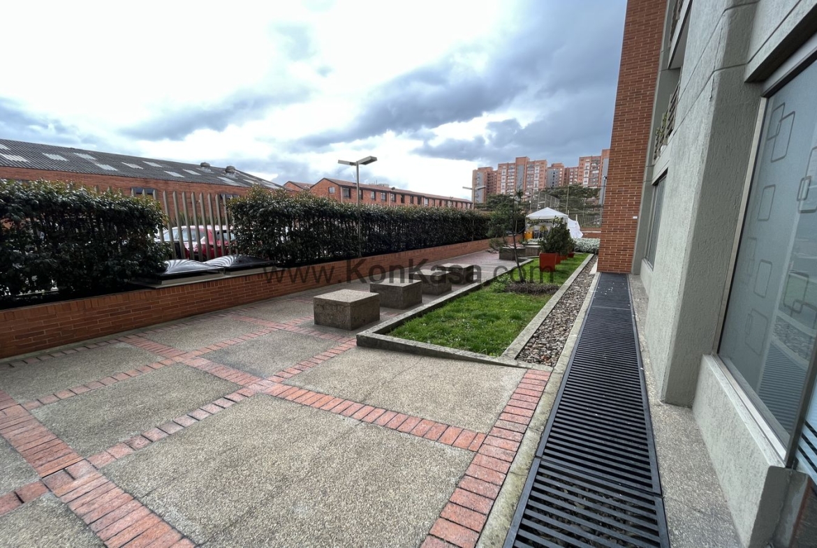 CIUDAD SALITRE – Arboleda del Salitre