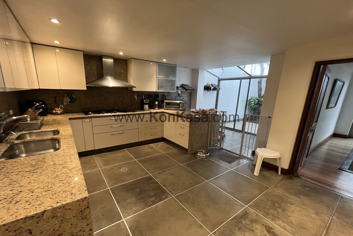Casa en Venta en Santa barbara alta, Bogotá