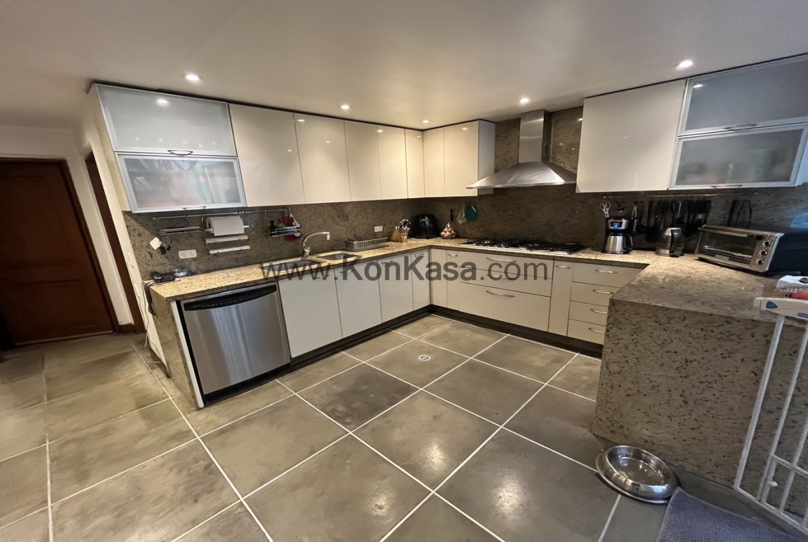Casa en Venta en Santa barbara alta, Bogotá