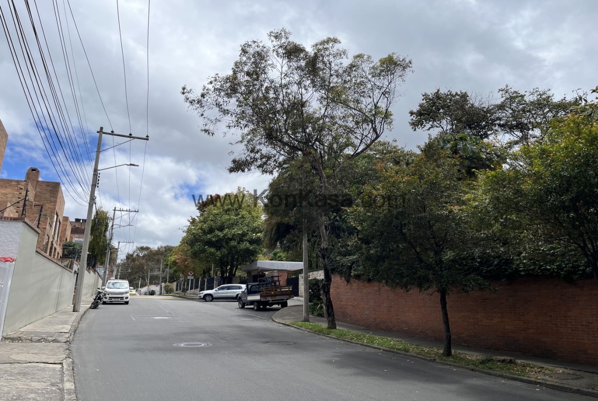 SANTA BÁRBARA ALTA (USAQUÉN) – Conjunto Santillana