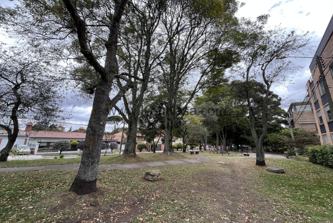 SANTA BÁRBARA ALTA (USAQUÉN) – Conjunto Santillana