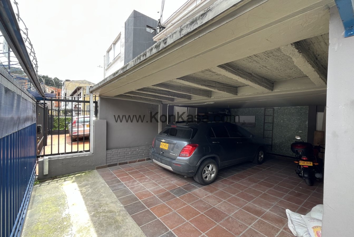CHAPINERO ALTO (Pardo Rubio / Javeriana ) – Casa Remodelar